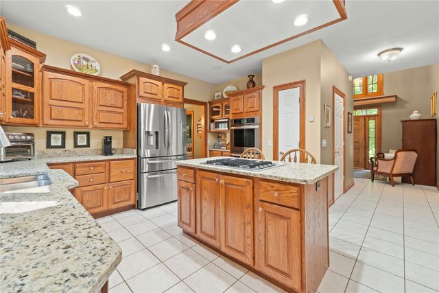 5913 BEACON HILL Lane, Erie, PA 16509