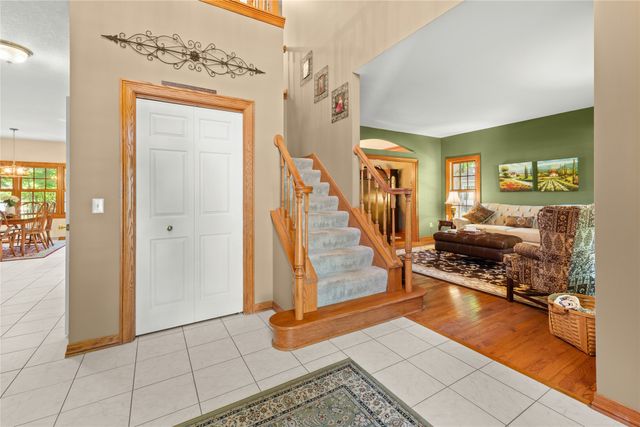 5913 BEACON HILL Lane, Erie, PA 16509
