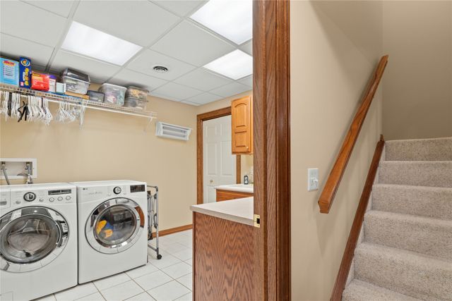 5913 BEACON HILL Lane, Erie, PA 16509
