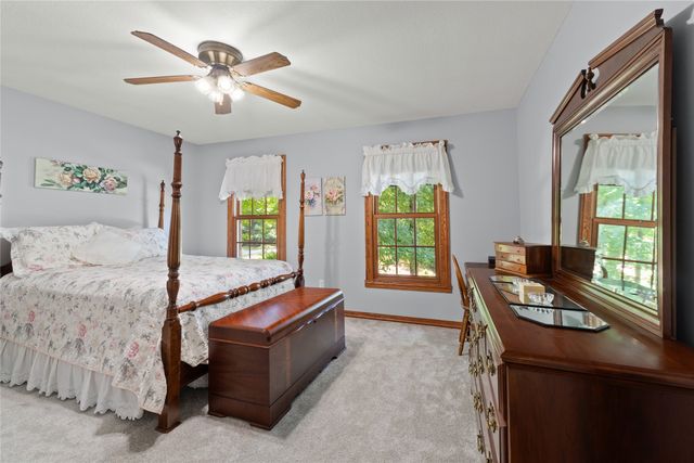 5913 BEACON HILL Lane, Erie, PA 16509