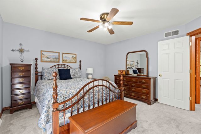 5913 BEACON HILL Lane, Erie, PA 16509