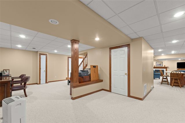 5913 BEACON HILL Lane, Erie, PA 16509