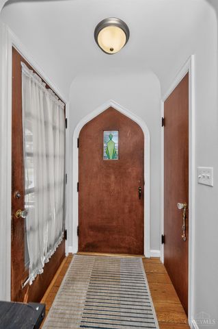 6747 Plainfield Road, Silverton, OH 45236