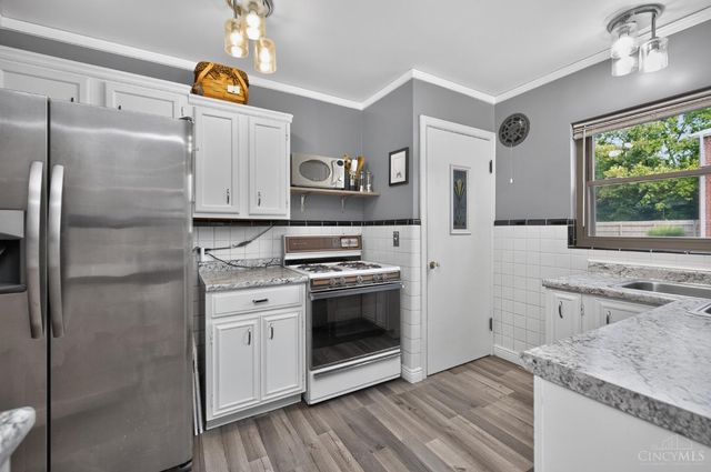 6747 Plainfield Road, Silverton, OH 45236