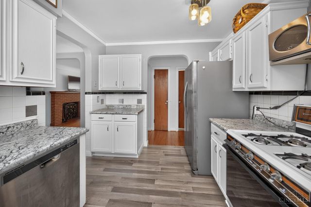6747 Plainfield Road, Silverton, OH 45236