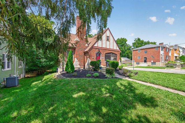 6747 Plainfield Road, Silverton, OH 45236