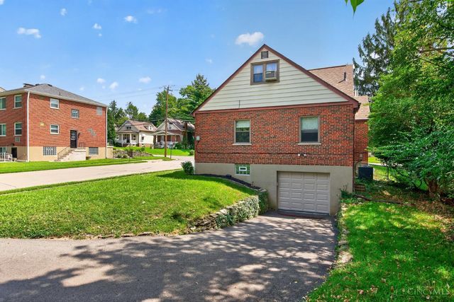 6747 Plainfield Road, Silverton, OH 45236