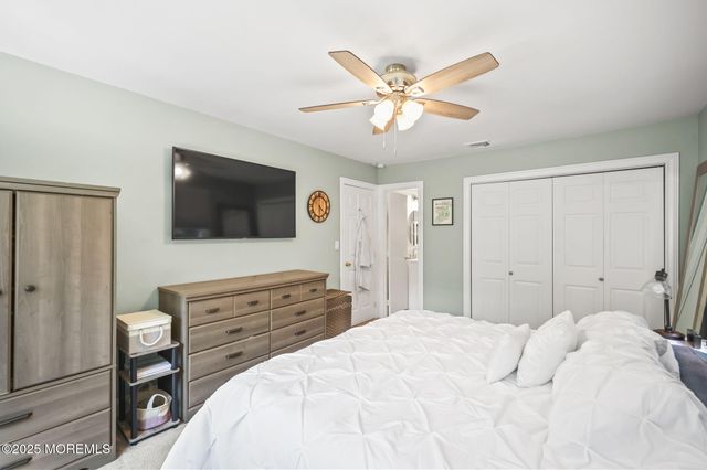 28 W Park Avenue, Belford, NJ 07718