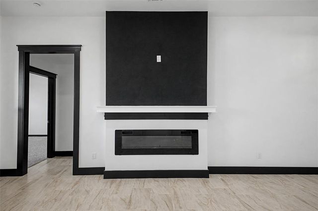 2440 Canyon Circle, Blanchard, OK 73010