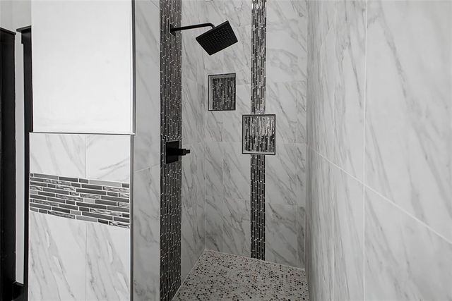 2440 Canyon Circle, Blanchard, OK 73010