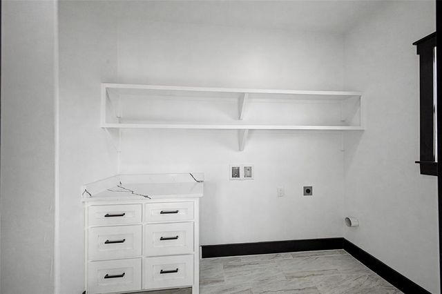 2440 Canyon Circle, Blanchard, OK 73010