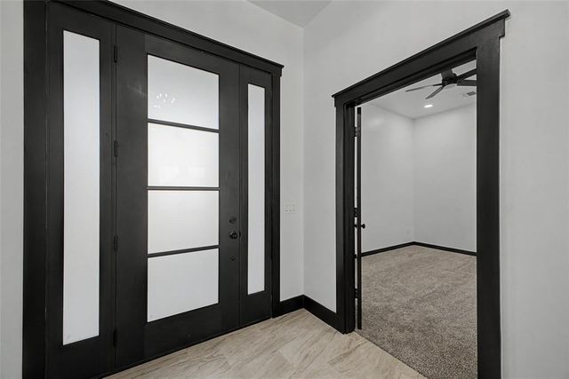 2440 Canyon Circle, Blanchard, OK 73010