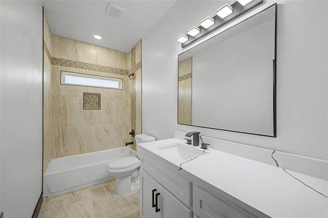 2440 Canyon Circle, Blanchard, OK 73010