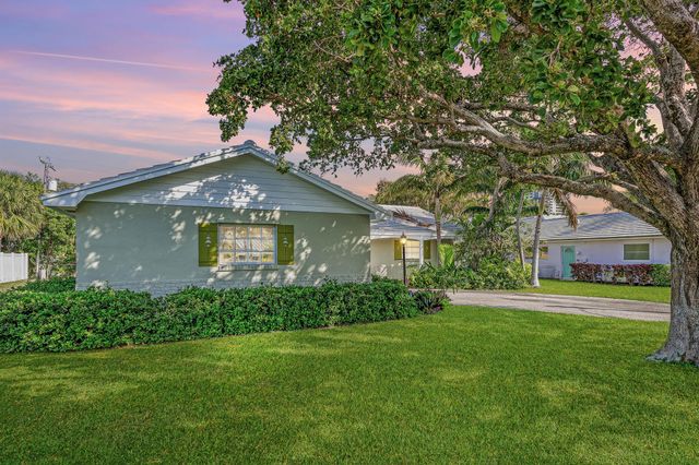 1210 Dolphin Road, Singer Island, FL 33404