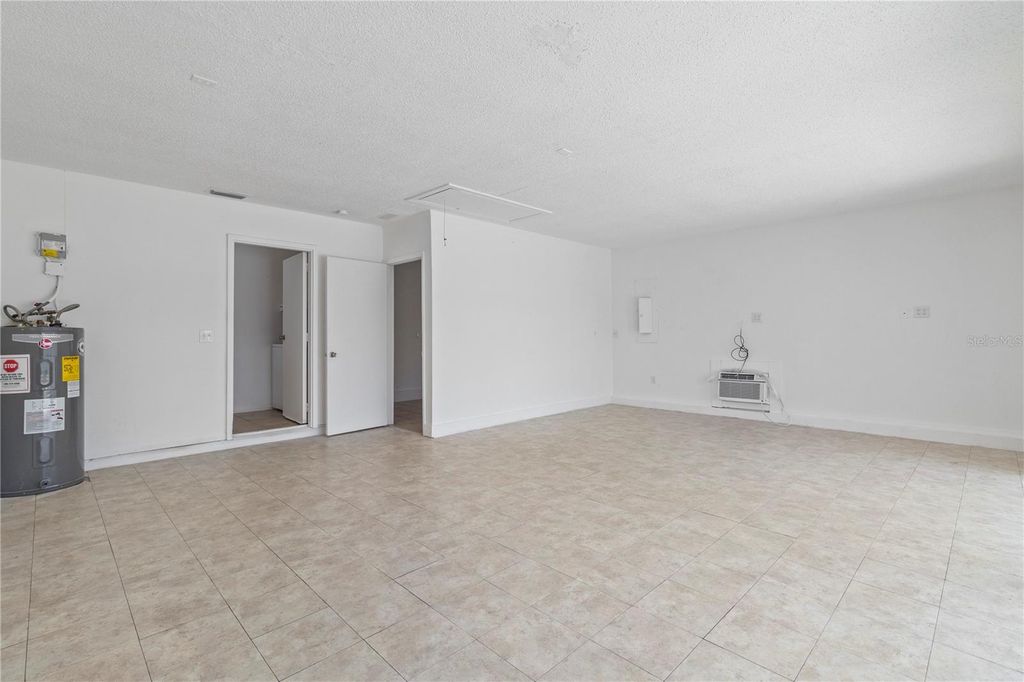 Image 30 of property listing at 4800 S SALFORD BOULEVARD, North Port, FL 34287