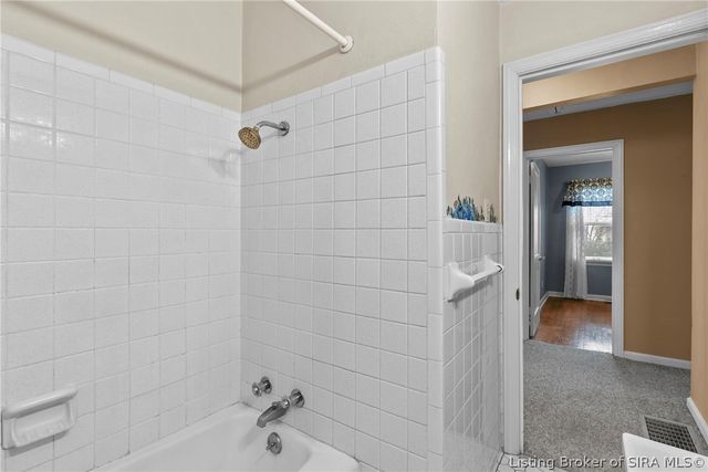 38 Louise Street, Jeffersonville, IN 47130