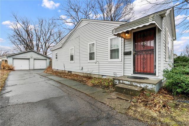 38 Louise Street, Jeffersonville, IN 47130