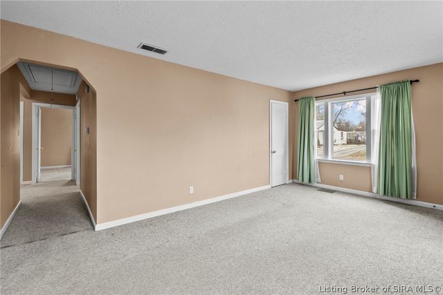 38 Louise Street, Jeffersonville, IN 47130