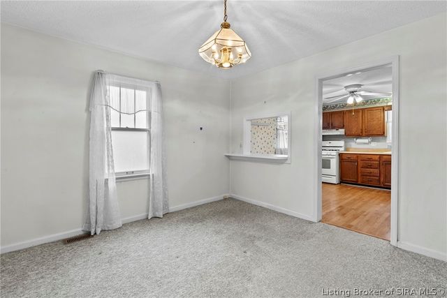 38 Louise Street, Jeffersonville, IN 47130