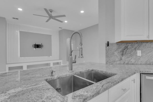 9736 OSPREY LANDING DRIVE, Orlando, FL 32832