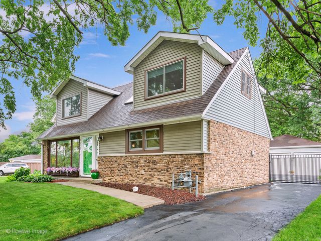 875 S York Street, Elmhurst, IL 60126