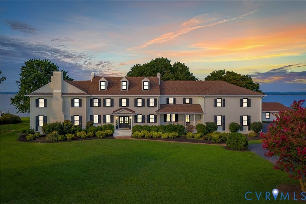 467 Daingerfield Rd, Tappahannock, VA 22560