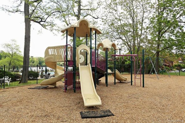 97 Sunfish Landing, Mohegan Lake, NY 10547