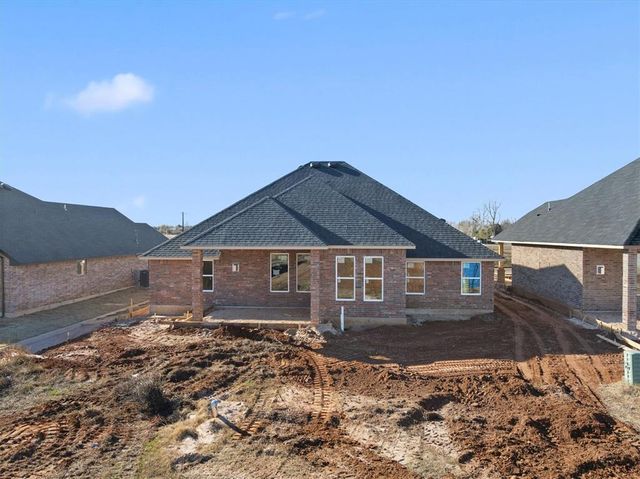 5108 Misty Wood Lane, Mustang, OK 73064
