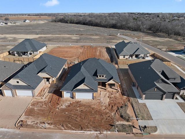 5108 Misty Wood Lane, Mustang, OK 73064