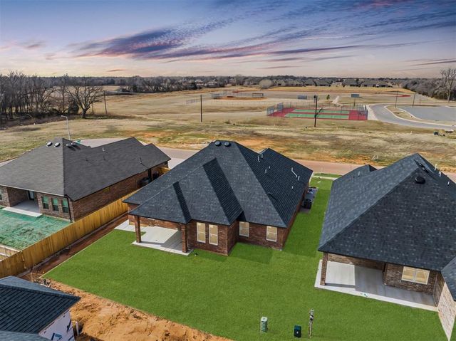 5108 Misty Wood Lane, Mustang, OK 73064