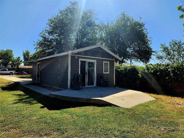 24721 4th Street, Murrieta, CA 92562