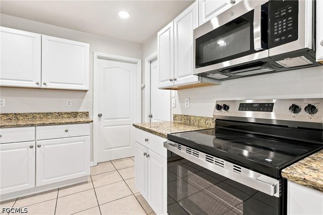 752 Barclay AVE, Lehigh Acres, FL 33974