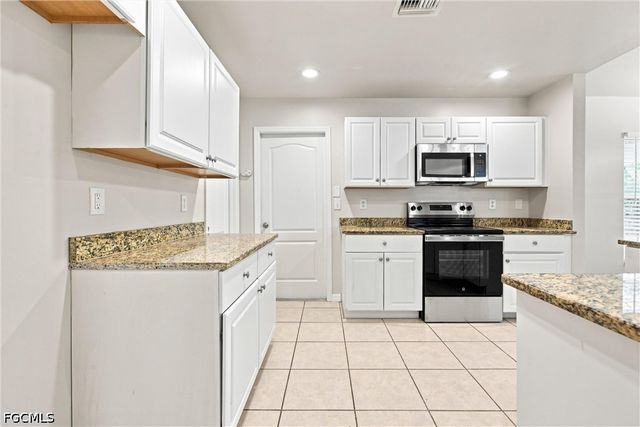 752 Barclay AVE, Lehigh Acres, FL 33974
