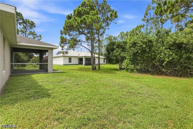 752 Barclay AVE, Lehigh Acres, FL 33974