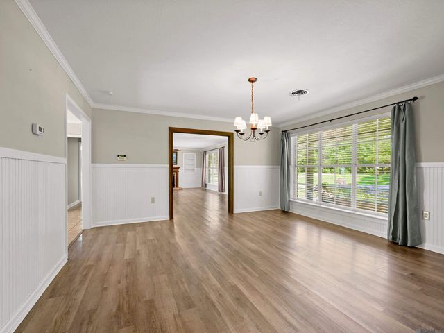 354 Rushing Rd W, Denham Springs, LA 70726