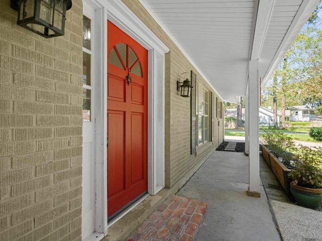 354 Rushing Rd W, Denham Springs, LA 70726