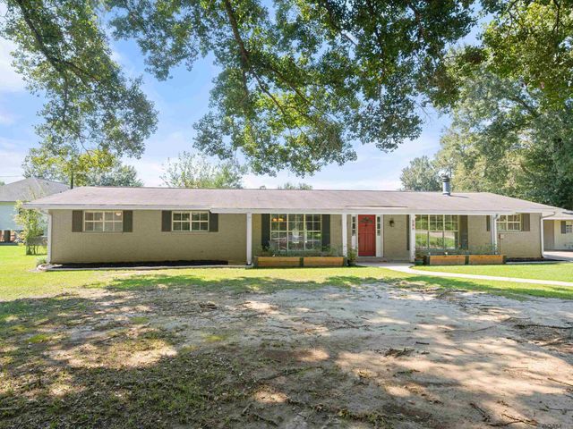 354 Rushing Rd W, Denham Springs, LA 70726