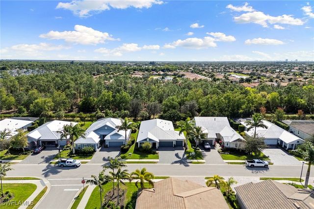 14796 Windward LN, Naples, FL 34114