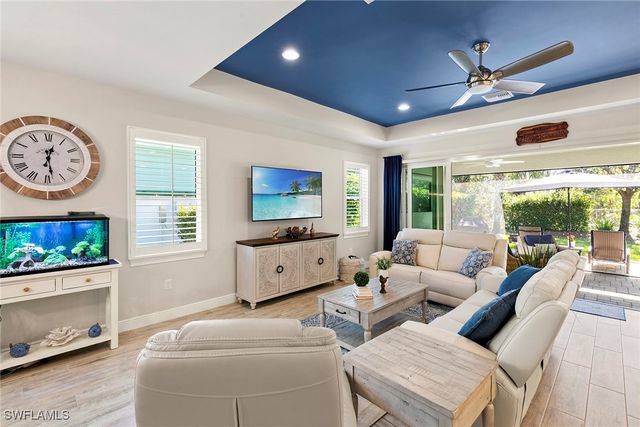 14796 Windward LN, Naples, FL 34114