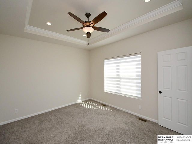 5613 N 179th Street, Omaha, NE 68116