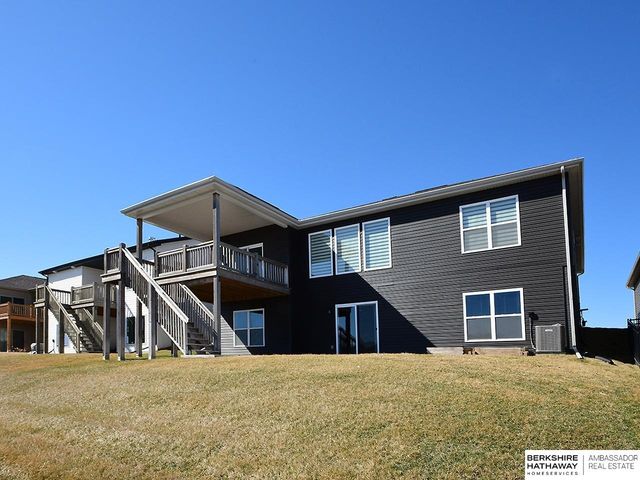 5613 N 179th Street, Omaha, NE 68116