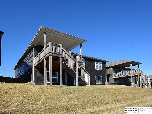 5613 N 179th Street, Omaha, NE 68116