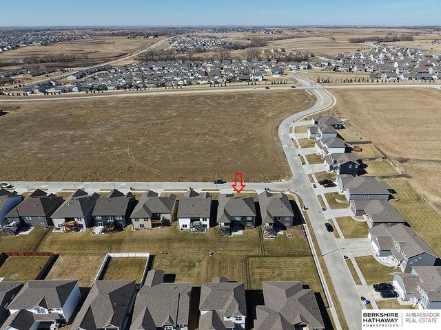5613 N 179th Street, Omaha, NE 68116