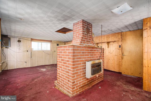 12 LINWOOD ST, Earleville, MD 21919