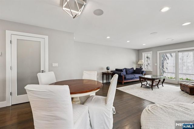 746 Undercliff Avenue B, Edgewater, NJ 07020