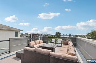 746 Undercliff Avenue B, Edgewater, NJ 07020