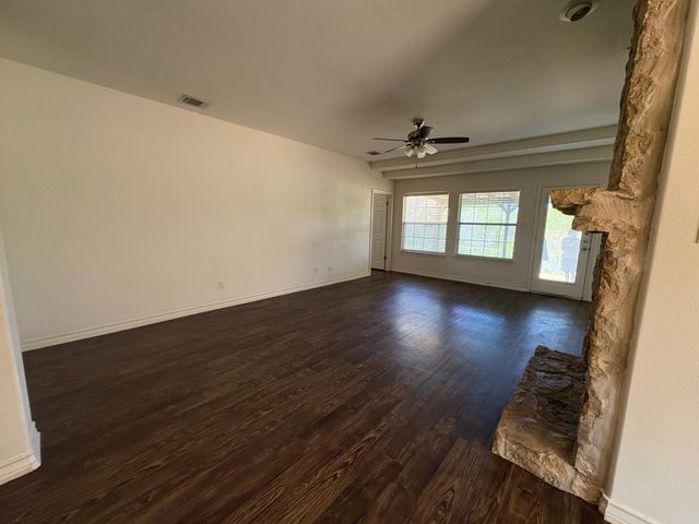 21622 Boggy Ford RD, Lago Vista, TX 78645