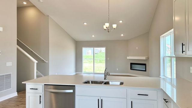 2259 LaTour Drive, Shakopee, MN 55379