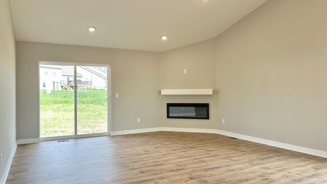 2259 LaTour Drive, Shakopee, MN 55379