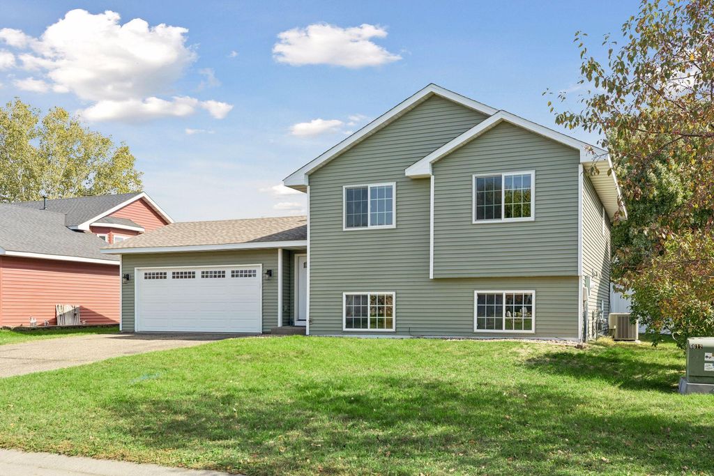 Image 1 of property listing at 1816 Lupine Drive, Hudson, WI 54016